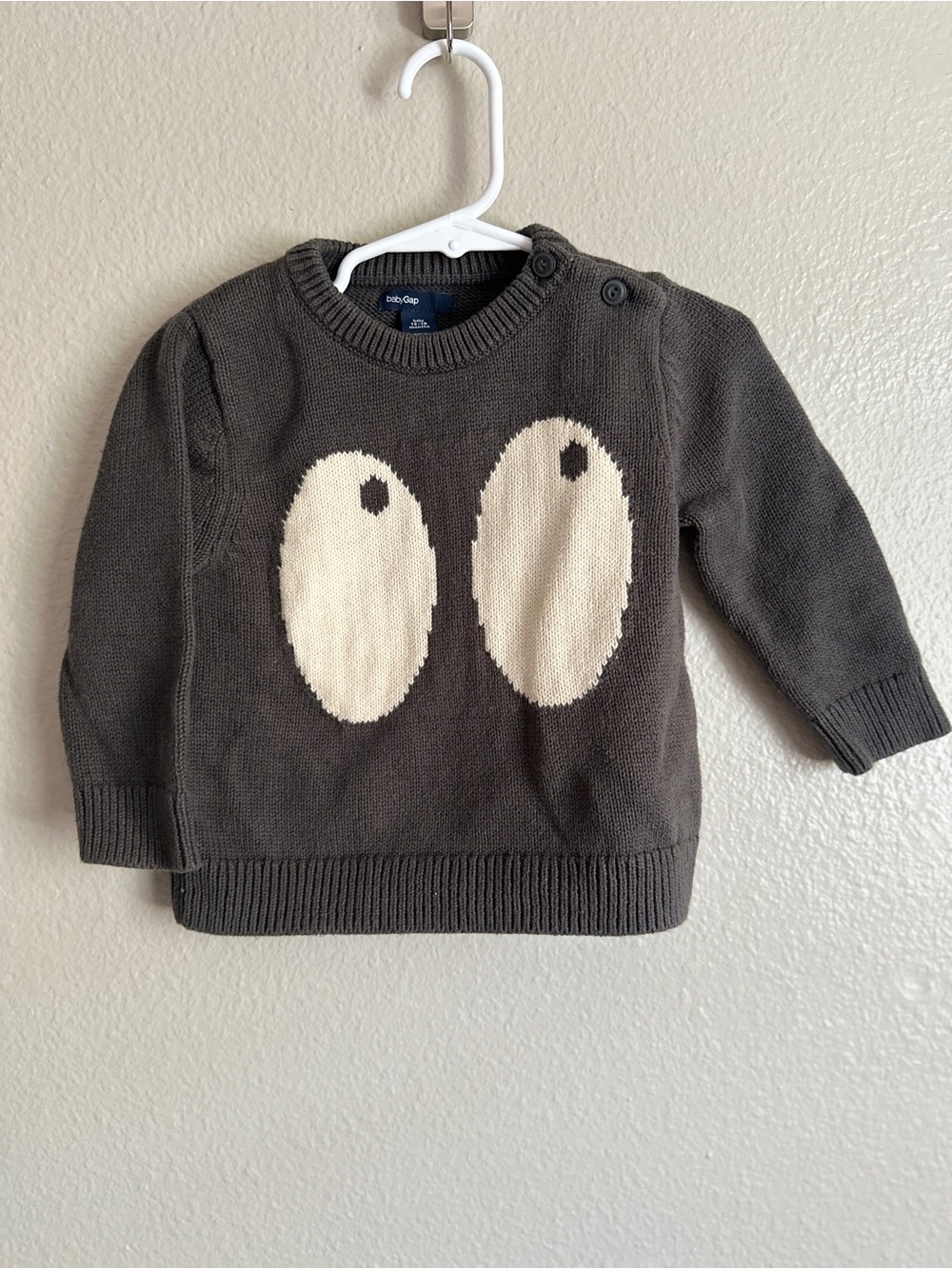 Baby Gap size 12-18 months 100% cotton knit Halloween grey and white sweater